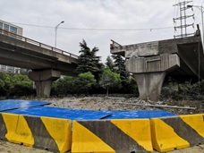 图5 锡港路上跨桥事故图.jpg 图5 锡港路上跨桥事故图.jpg